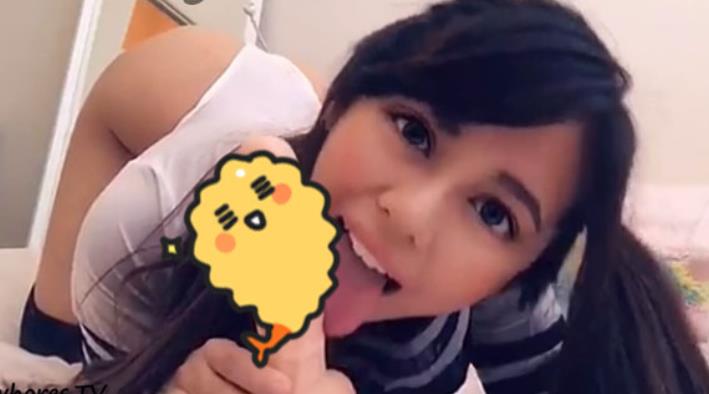 某推人气火爆阳光运动型稀缺亚裔极品网红罗莉浮力姬《KittyXkum》最新散播完整合集【25V-11.5g】